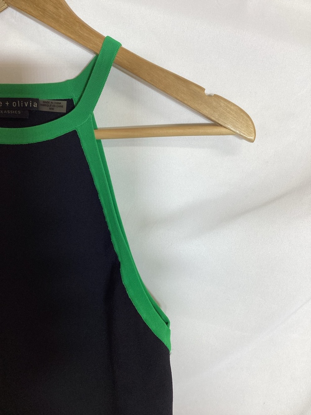 ALICE + OLIVA HIEDI HALTER TOP Black and Garden Green Size M - Picture 8 of 11